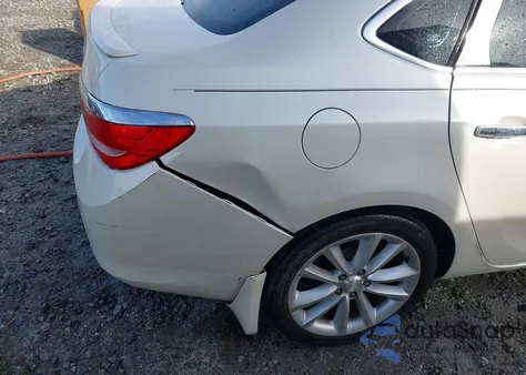 2016 Buick Verano Leather Group из США, поврежденный, VIN 1G4PS5SK2G4183016